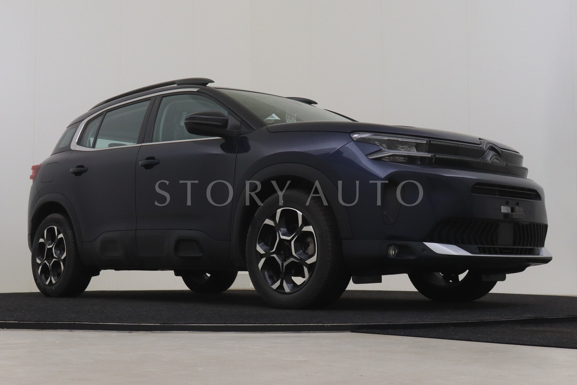 vr7a45gyvrl000481-9
